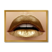 Дизайнарт 'близък план на женски дебелички устни със златно червило' модерен арт принт в рамка