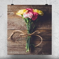 Цветя на дървена маса. Плакат -Маг от Shutterstock